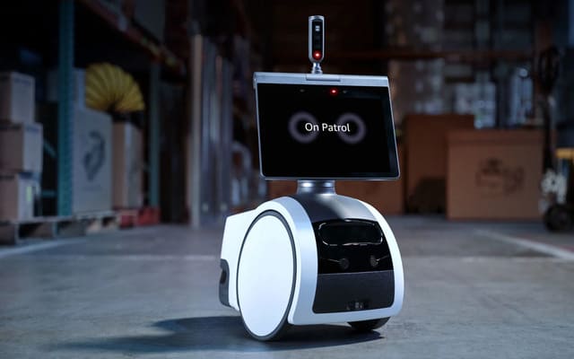 Amazon Astro Robot
